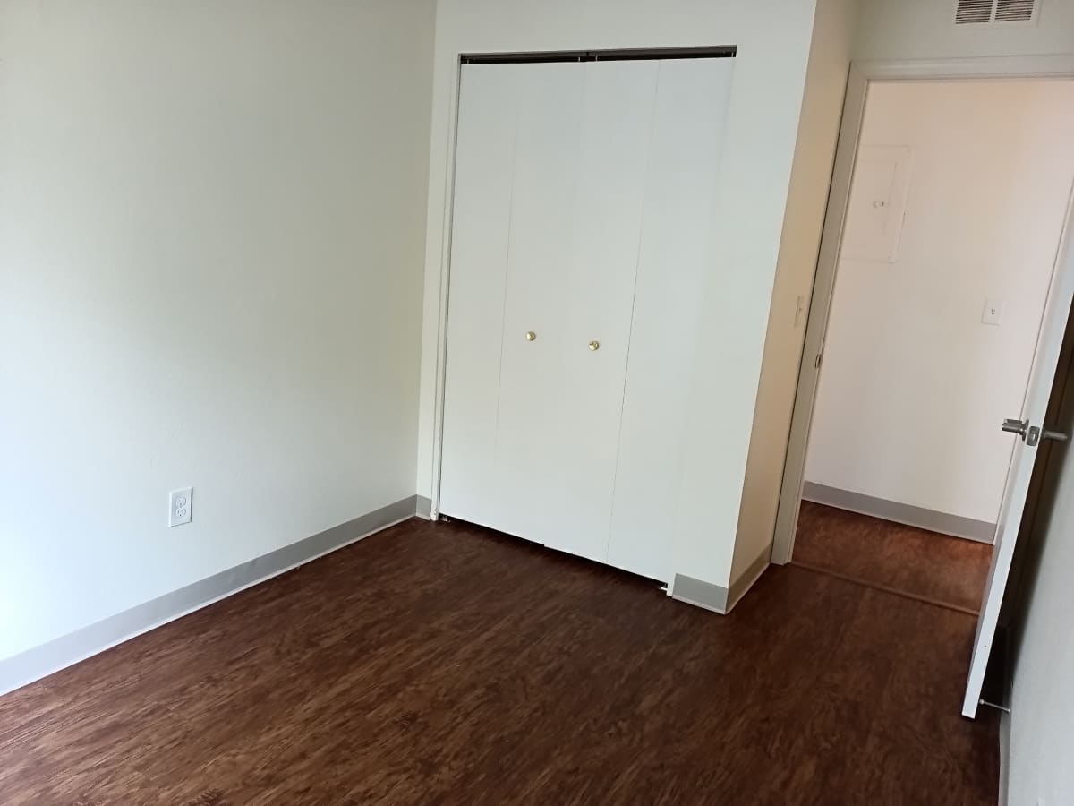 Photos and Video of ARBOR GLEN APARTMENTS in St. Charles, MI